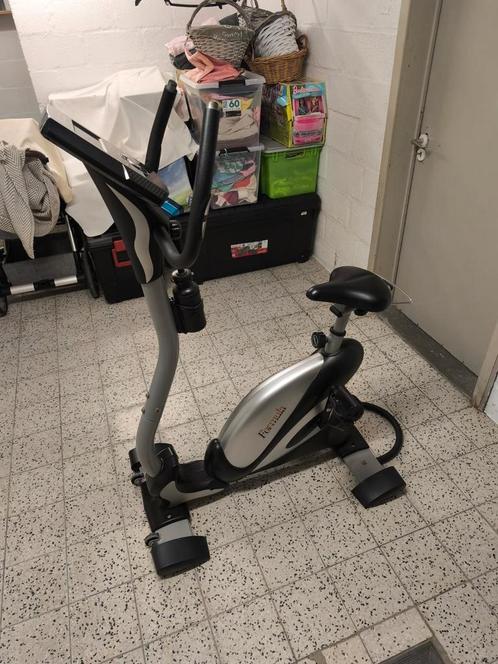 Mooie degelijke hometrainer.  Als nieuw, Sport en Fitness, Fitnessapparatuur, Zo goed als nieuw, Hometrainer, Ophalen