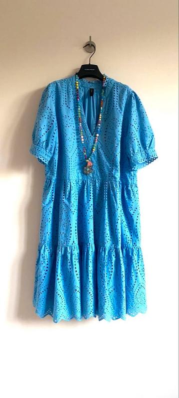 Hemelsblauwe Yas jurk in broderie Anglaise L / Xl beschikbaar voor biedingen