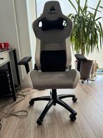 Crosair gaming chair, Huis en Inrichting, Bureaustoelen, Ophalen, Zo goed als nieuw