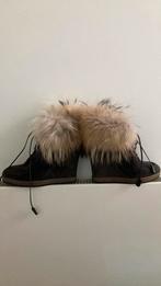 Chaussures/bottes Moncler 40/41, Comme neuf, Enlèvement ou Envoi