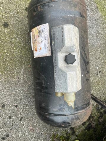 2 x LPG tanks beschikbaar voor biedingen