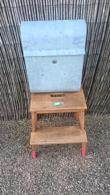 Prachtige ,decoratieve brievenbus !  beschikbaar voor biedingen