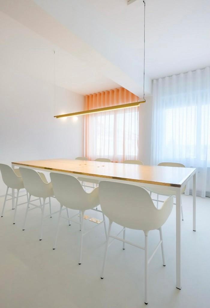 LED Hanglamp D81 Compendium 'Luceplan' in messing. Dimbaar., Huis en Inrichting, Lampen | Hanglampen, Zo goed als nieuw, Metaal