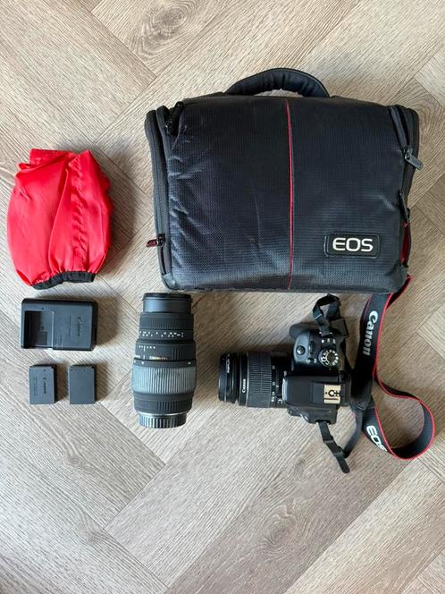 Canon EOS 100D + 18-55mm & Sigma 70-300mm lens en extra’s, Audio, Tv en Foto, Fotocamera's Digitaal, Gebruikt, Spiegelreflex, Canon
