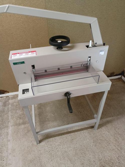 Hele nette, weinig gebruikte stapelsnijmachine Ideal 4700, Diversen, Bureau-accessoires, Zo goed als nieuw, Ophalen