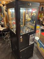 Antieke  kermis grijpkast / grijpkraan uit 1940, Verzamelen, Automaten | Gokkasten en Fruitautomaten, Met sleutels, Overige munten