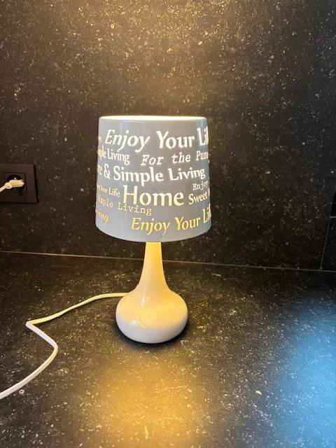 Mooie Decoratieve Tafellamp/Nachtkastlamp, Huis en Inrichting, Lampen | Tafellampen, Gebruikt, Minder dan 50 cm, Ophalen of Verzenden
