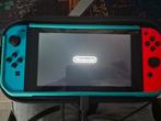 Nintendo Switch + 4 jeux, Consoles de jeu & Jeux vidéo, Comme neuf, Enlèvement, Switch Original, Avec jeux