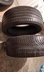 215 45 r17, Enlèvement ou Envoi, Pneu(s)