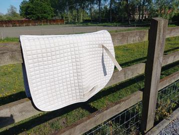 Zadeldoek veelzijdigheid  beschikbaar voor biedingen