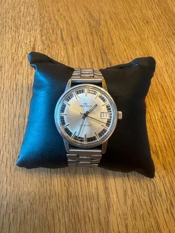 Vintage horloge Mondia Graduate, Swiss Made, werkt prima beschikbaar voor biedingen