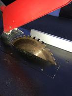 zaagtafel op 220 v, 1200 watts ou plus, 70 mm ou plus, Comme neuf, Enlèvement