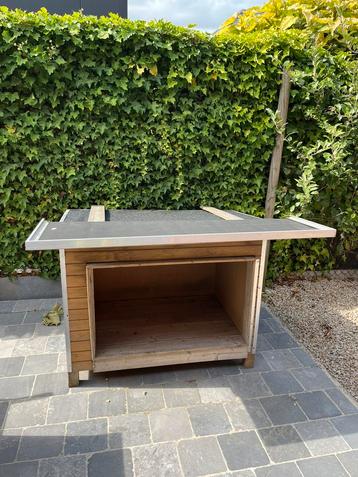 Hondenhok hout beschikbaar voor biedingen