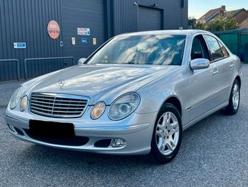 Mercedes-Benz E220 CDI, Cuir, Argent ou Gris, Achat, 4 portes