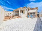 Gerenoveerde bungalow 300m /zee in Torrevieja, Immo, Torrevieja, Spanje, Woonhuis, 2 kamers