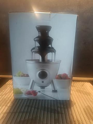 Chocolade fontein  beschikbaar voor biedingen