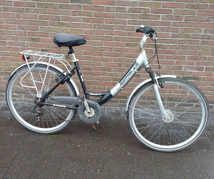 Damesfiets studentenfiets. Goede staat!, Fietsen en Brommers, Fietsen | Dames | Damesfietsen, Gebruikt, Versnellingen, Ophalen