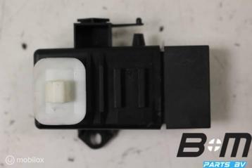 Regelapparaat voor stoelverwarming VW Up! 6R0959772A beschikbaar voor biedingen