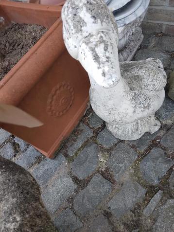 Vier tuinbeelden om te restaureren beschikbaar voor biedingen