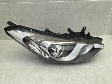 KOPLAMP HYUNDAI I30 led 92102-A6060 RECHTS HY-8405 beschikbaar voor biedingen