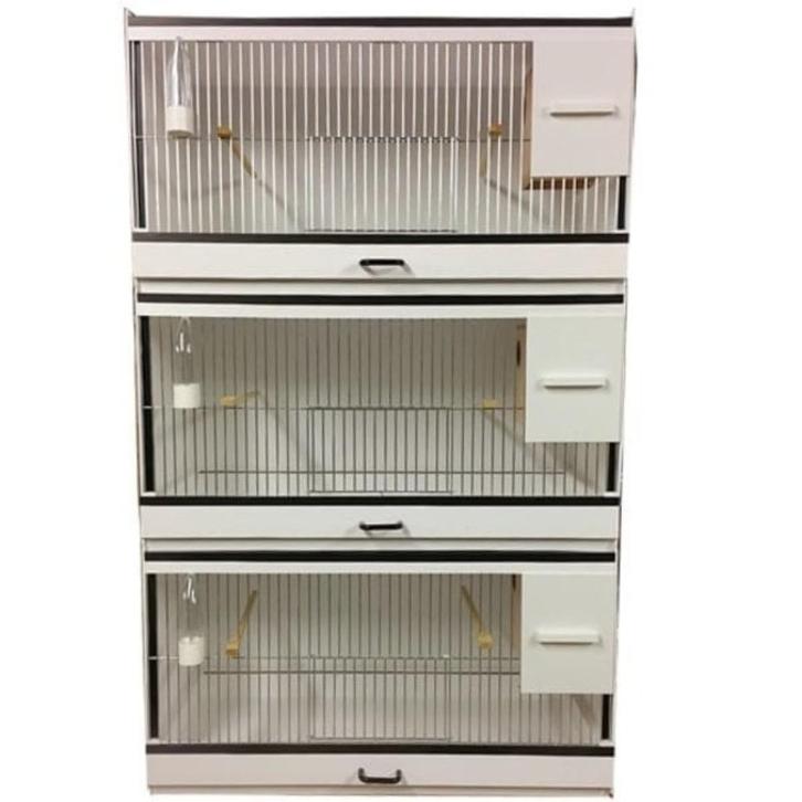 Ik zoek kweekkooi, Dieren en Toebehoren, Vogels | Hokken en Kooien, Zo goed als nieuw, Broedkooi of Kweekkooi, Aluminium, Ophalen of Verzenden