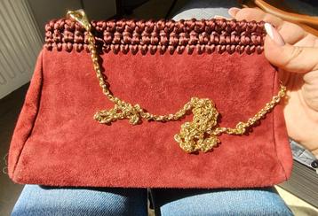 Vintage RODO Clutch - Bordeauxrood suède met gouden ketting  beschikbaar voor biedingen