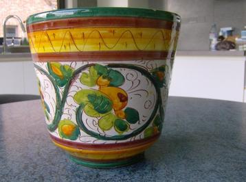 Bloempot - Italiaans aardewerk Majolica -  H 20 cm - D 22 cm beschikbaar voor biedingen