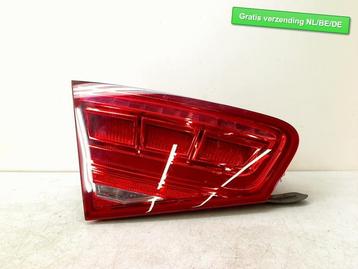 SUPPORT DE LAMPE FEU ARRIÈRE GAUCHE A8 (D4) (4H0945093), Utilisé, Audi