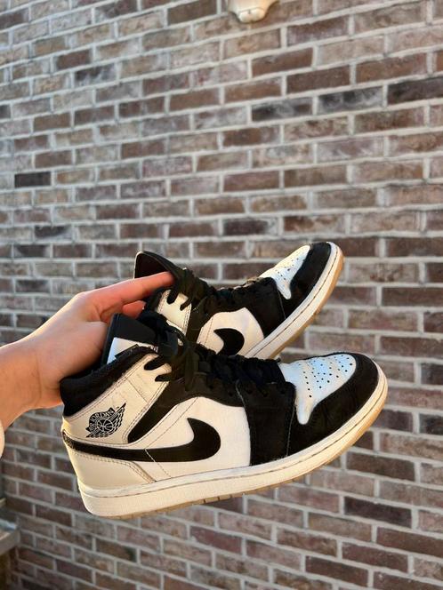 Nike Air Jordan mid SE “black/white”, Kleding | Heren, Schoenen, Gedragen, Sneakers, Wit, Ophalen of Verzenden