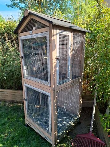 Vogelkooi - volière voor buiten of binnen beschikbaar voor biedingen