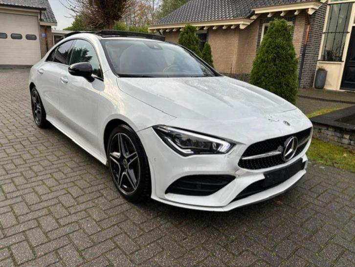 Mercedes CLA 180 AMG LINE PANO NAVI CAMERA, Auto's, Mercedes-Benz, Bedrijf, Te koop, CLA, ABS, Achteruitrijcamera, Airbags, Airconditioning