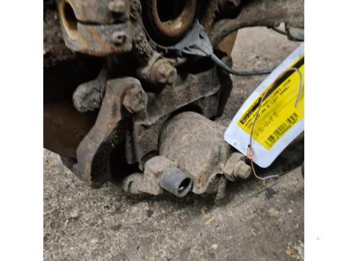 Remklauw (Tang) links-voor van een Opel Zafira B, Auto-onderdelen, Remmen en Aandrijving, Opel, Gebruikt, 3 maanden garantie, Ophalen of Verzenden