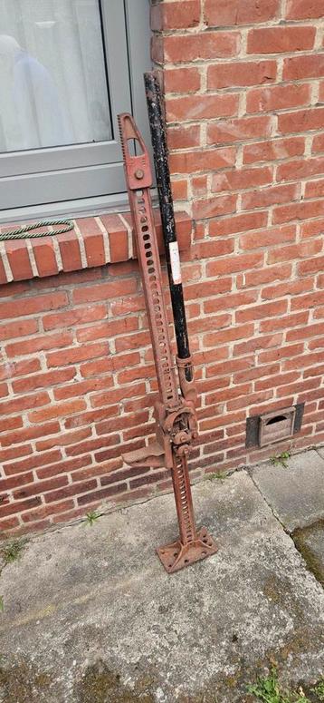 Te koop boerenkrik / 4x4 krik beschikbaar voor biedingen