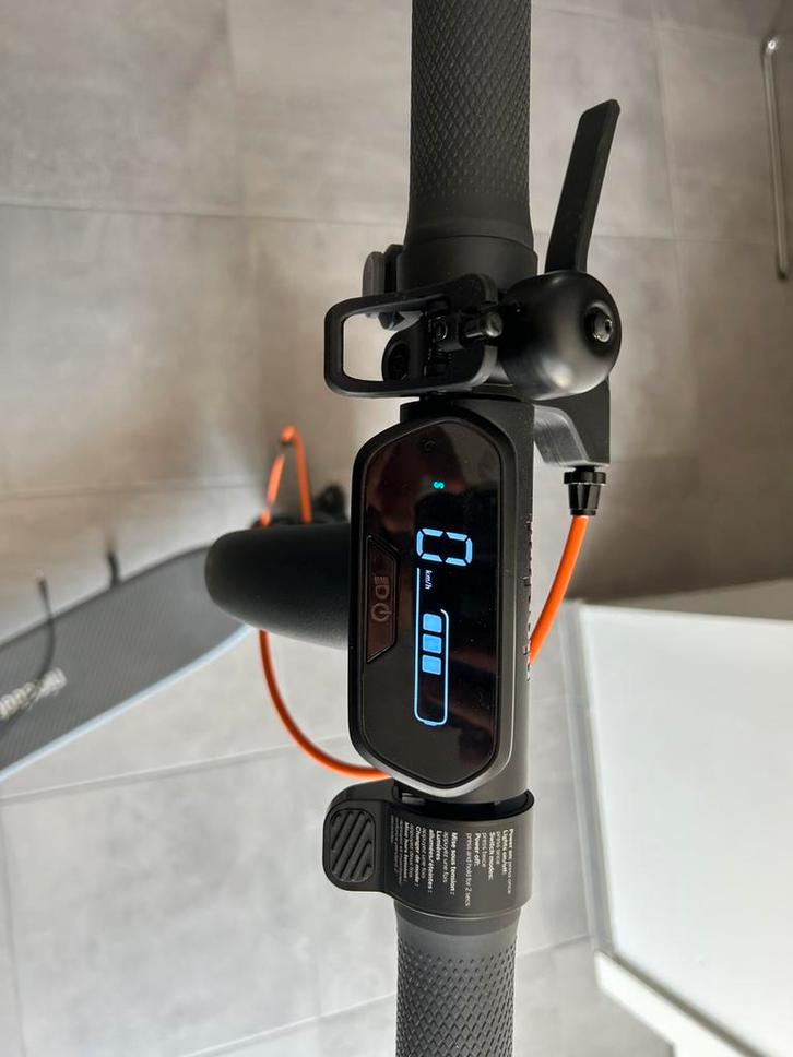 Step ninebot, Fietsen en Brommers, Steps, Nieuw, Elektrische step (E-scooter), Ophalen