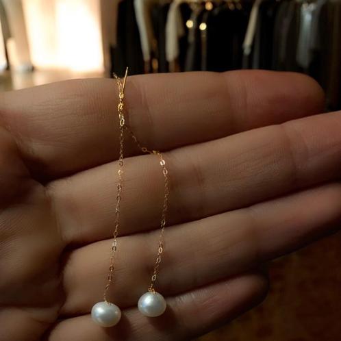 Oorbellen geel goud 18k natuurlijke parels, Handtassen en Accessoires, Oorbellen, Nieuw, Hangers, Goud, Wit, Ophalen of Verzenden