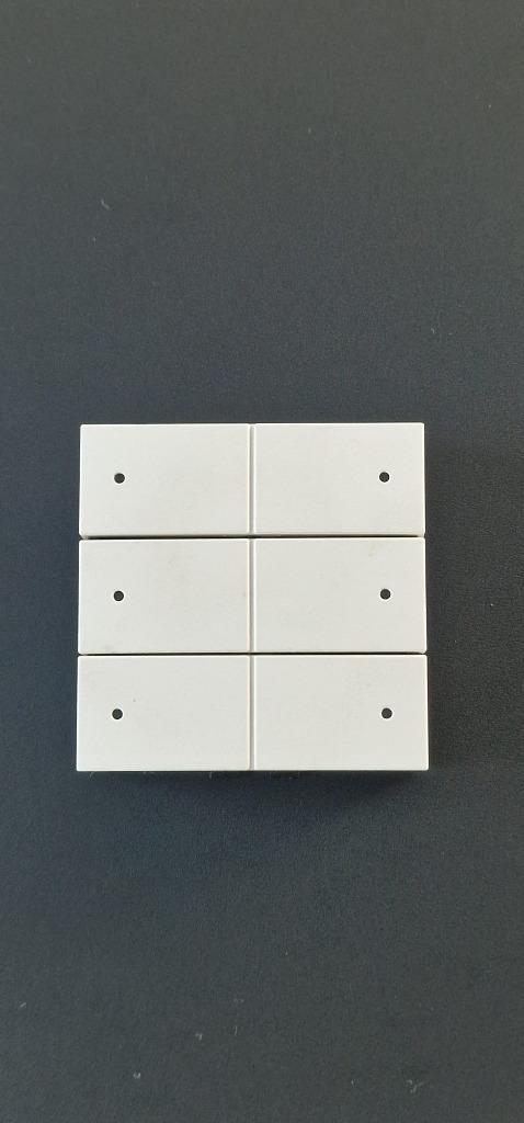 Zesvoudige drukknop met led voor Niko Home Control, white, Doe-het-zelf en Bouw, Elektriciteit en Kabels, Zo goed als nieuw, Schakelaar
