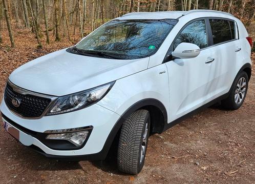 KIA SPORTAGE AWD 2.0 CRDI 136CV, Auto's, Kia, Particulier, Sportage, ABS, Achteruitrijcamera, Airbags, Airconditioning, Bluetooth