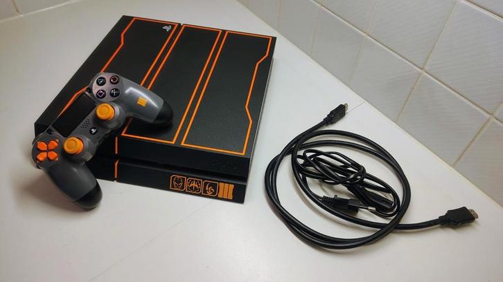 Limited Edition PS4 Call of duty Black Ops 3., Games en Spelcomputers, Games | Sony PlayStation 4, Zo goed als nieuw, Avontuur en Actie