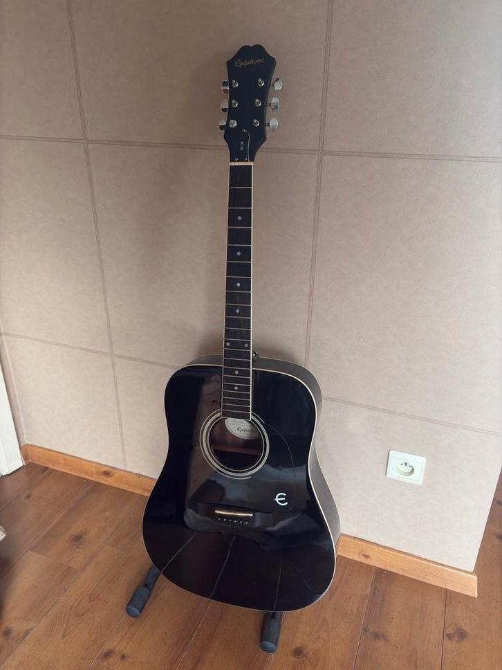 Epiphone DR-100, Musique & Instruments, Instruments à corde | Guitares | Acoustiques, Utilisé, Guitare Western ou Guitare Folk