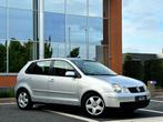 Vw Polo 1.2 Benzine // Bj 2004 // Km 121.000, Auto's, Stof, Zwart, Bedrijf, Handgeschakeld