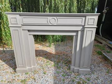 Schoorsteenmantel beschikbaar voor biedingen