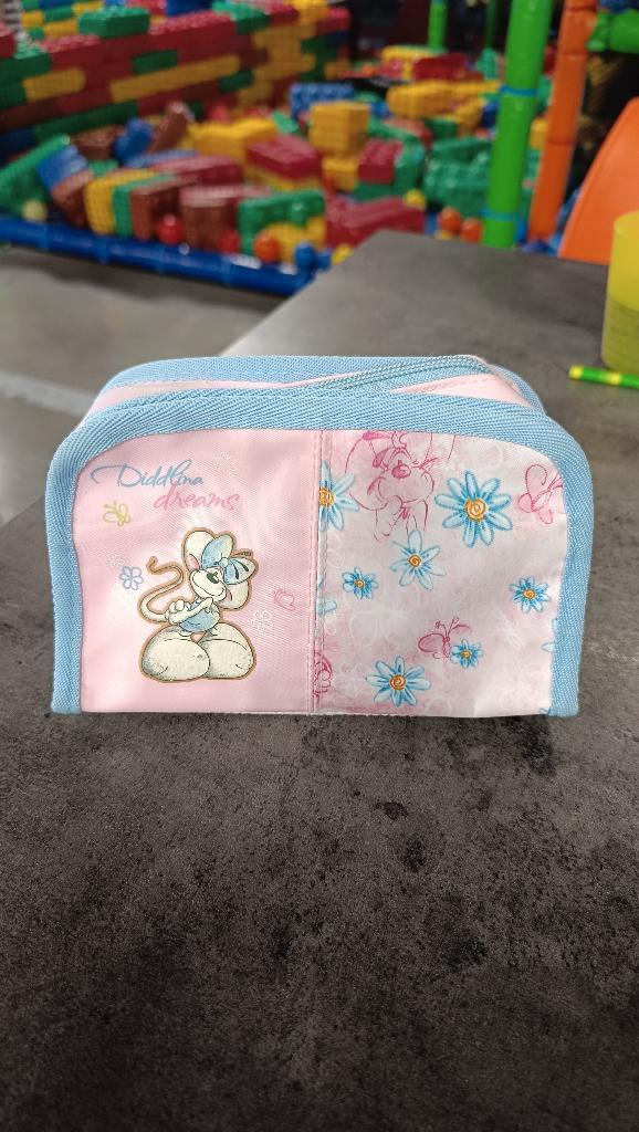 Diddlina make-uptasje met een klein spiegeltje. 🙋‍♀️, Handtassen en Accessoires, Toilettassen, Gebruikt, Meisje, Roze, Ophalen of Verzenden