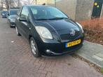 Toyota yaris, Auto's, Toyota, Voorwielaandrijving, Stof, Zwart, 4 cilinders