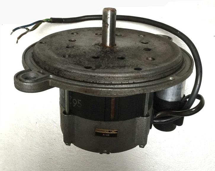 MOTEUR 220 volts 90 W, 2700 tr/min. Applications diverses, Bricolage & Construction, Moteurs, Comme neuf, Moteur électrique, 1800 tpm ou plus