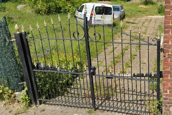 Smeedijzeren hek met automatisatie, Tuin en Terras, Tuinpoorten, Gebruikt, Draaipoort, IJzer, 150 tot 200 cm, 200 cm of meer, Ophalen