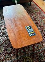 Authentieke midcentury houten salontafel, Huis en Inrichting, Minder dan 50 cm, 100 tot 150 cm, Minder dan 50 cm, Gebruikt