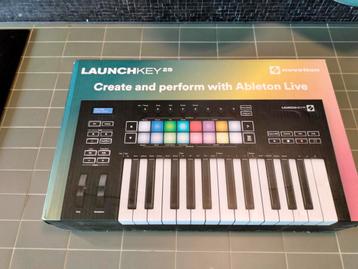Launchkey met Abelton Lite, Muziek en Instrumenten, Midi-apparatuur, Ophalen, Nieuw