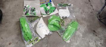 Plastic set KX 85 1998 tot 2007 model beschikbaar voor biedingen