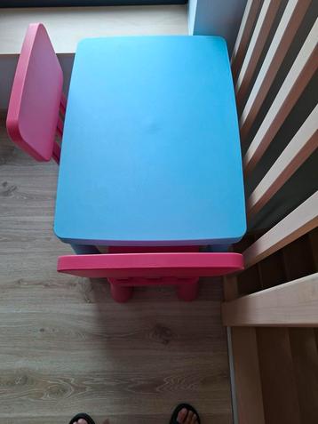 Kinderspeeltafel met 2 stoeltjes, Enlèvement