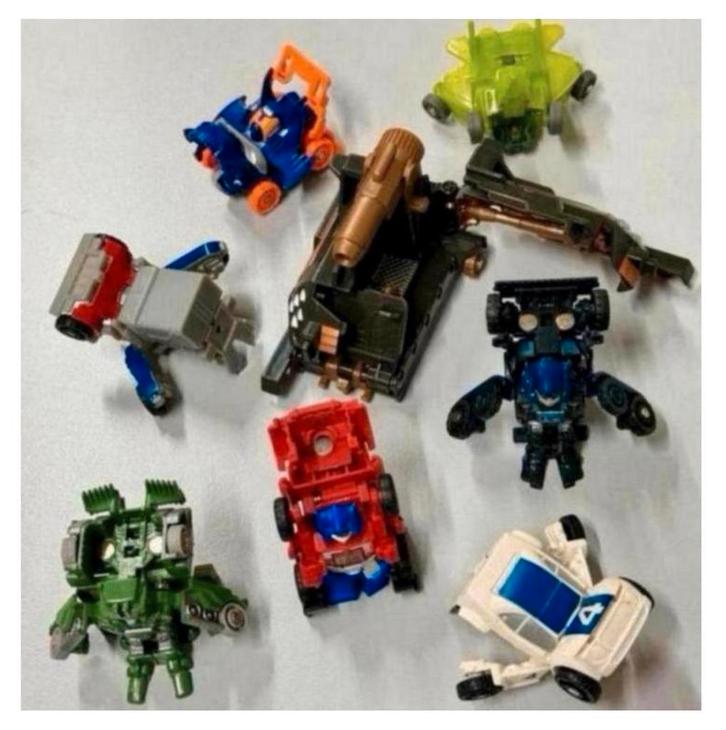 8 stuks Transformers mini-bots battle bot lot - 8 figuren, Verzamelen, Transformers, Zo goed als nieuw, Ophalen of Verzenden
